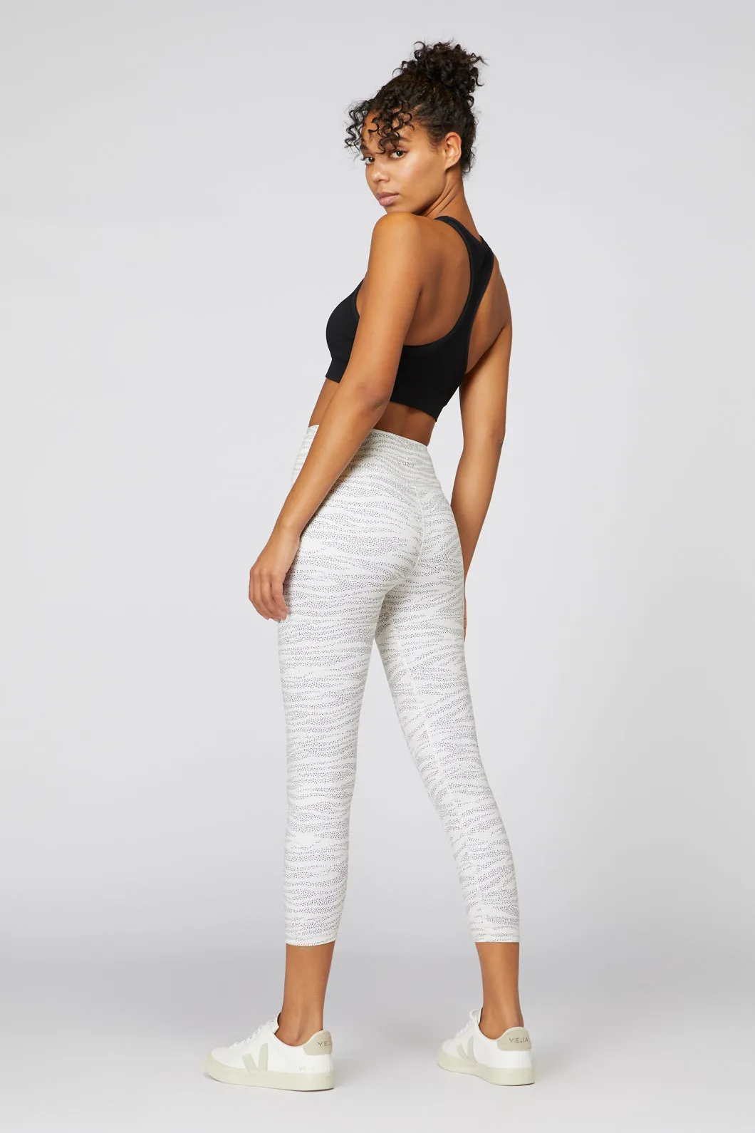 Cosmic 7 8 Legging
