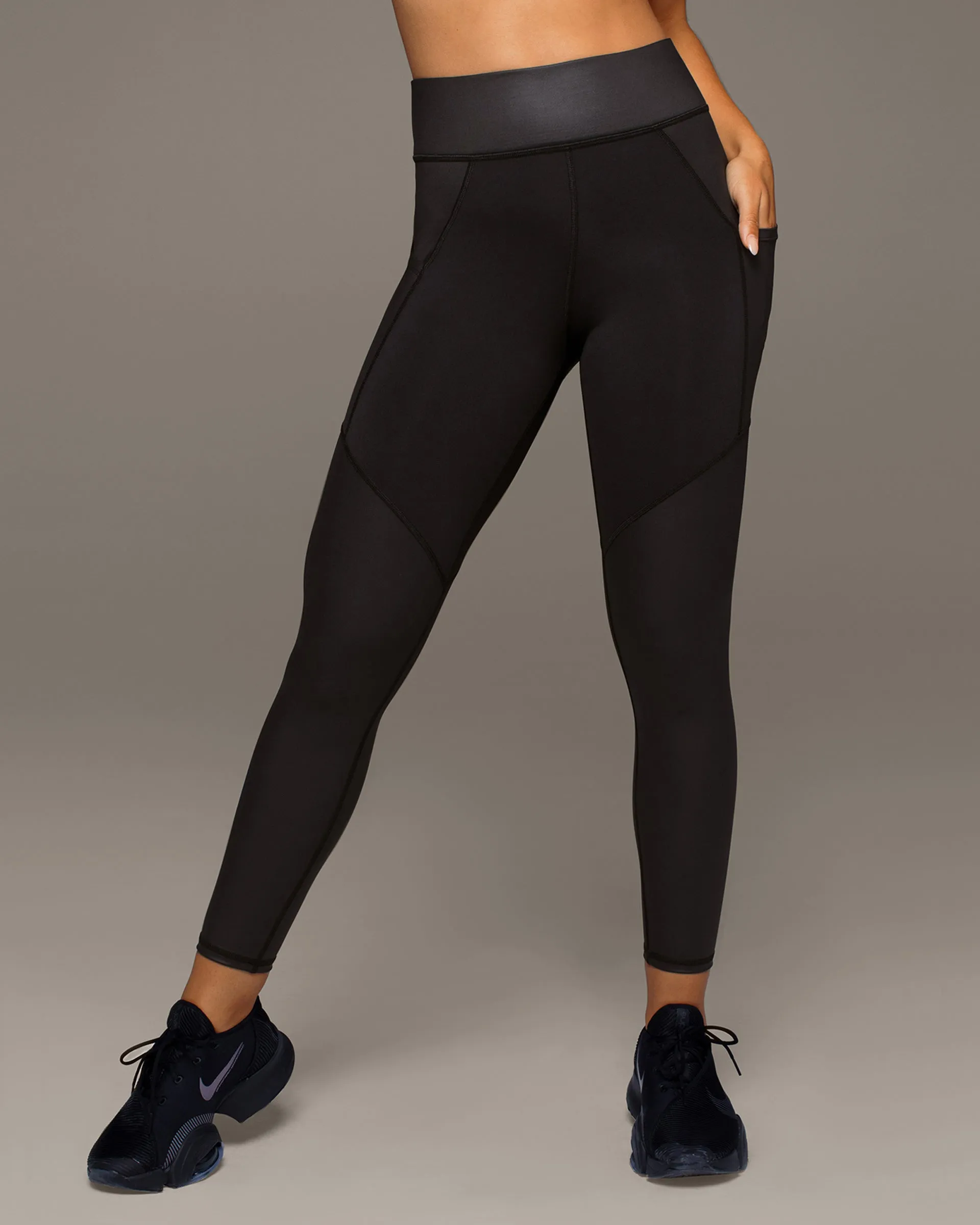 Cosmic Gloss Pocket Legging