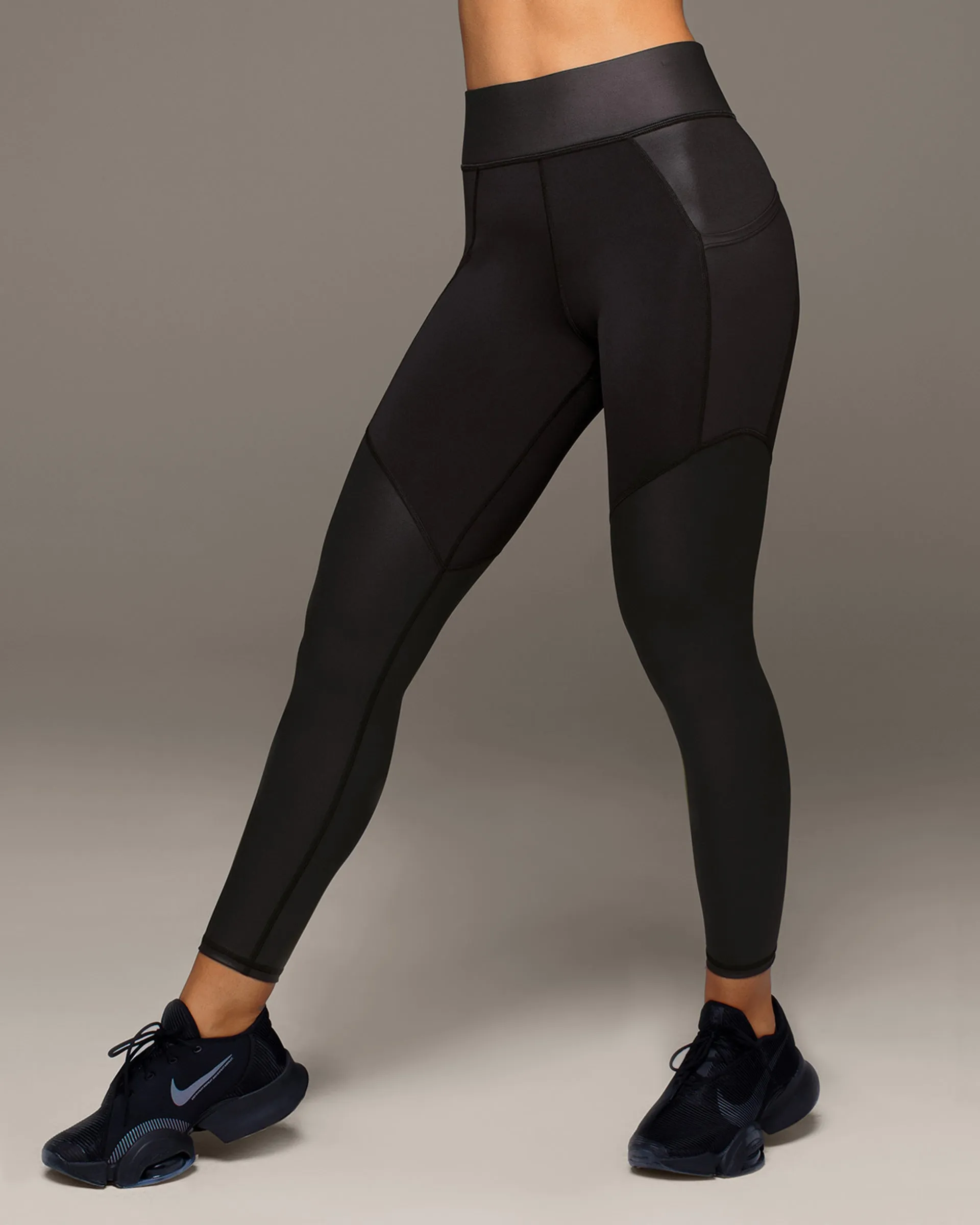 Cosmic Gloss Pocket Legging