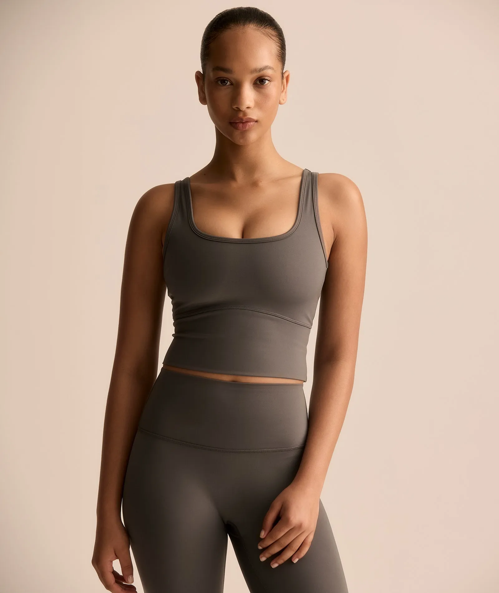 CROPPED TANK - SMOKE