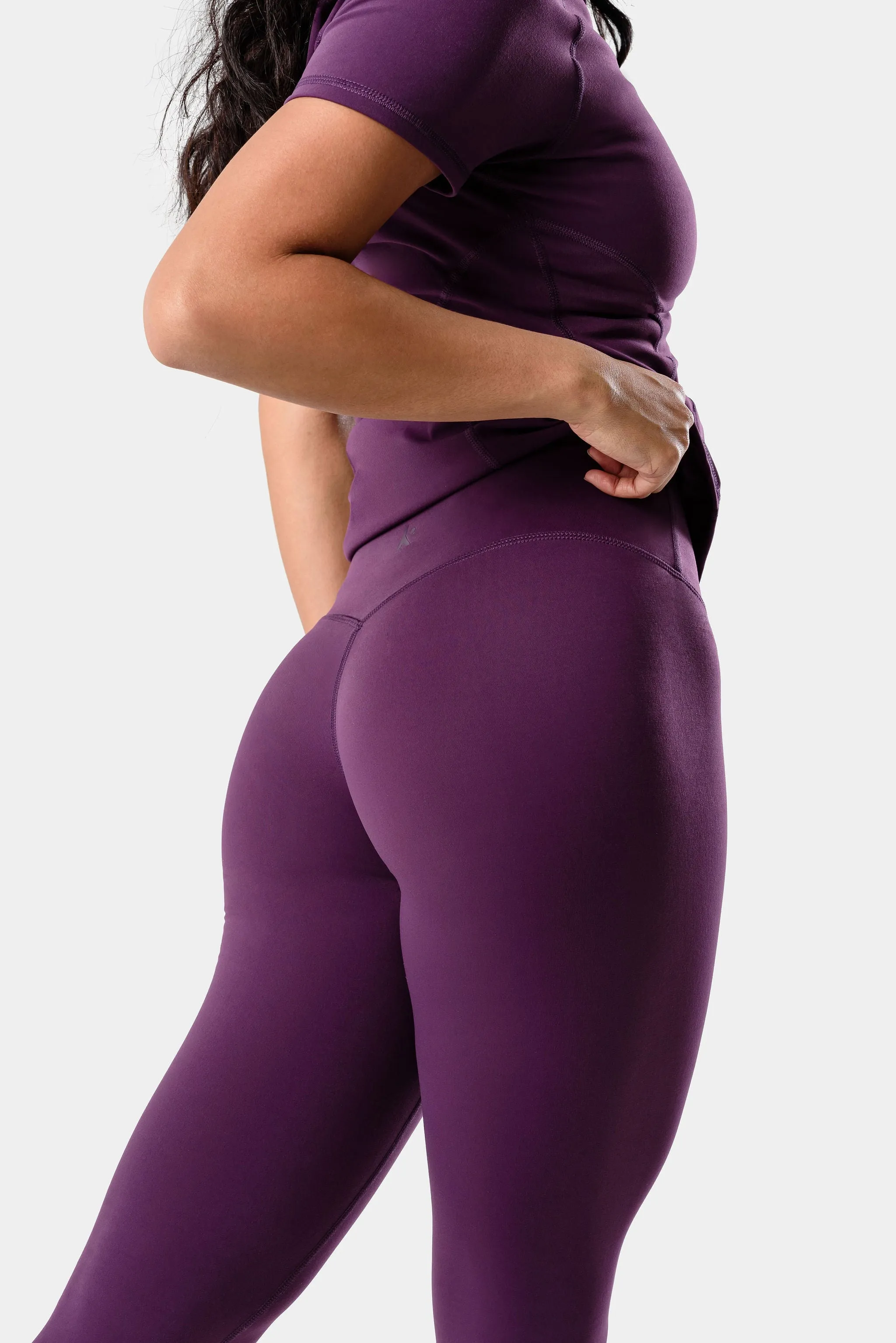 Featherlite Enhance Leggings 27" - Blackberry Wine