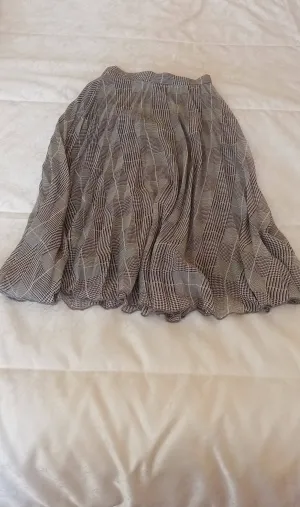 Grey Check Pleated Skirt