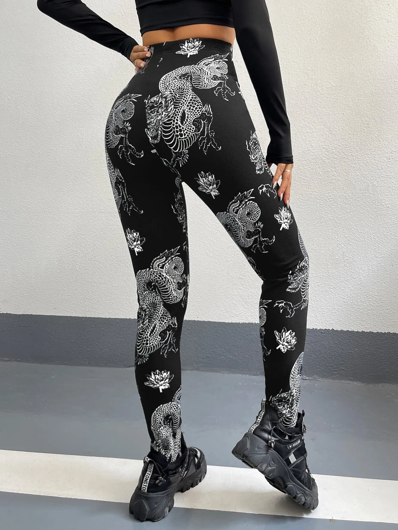 ICON Chinese Dragon Print Leggings