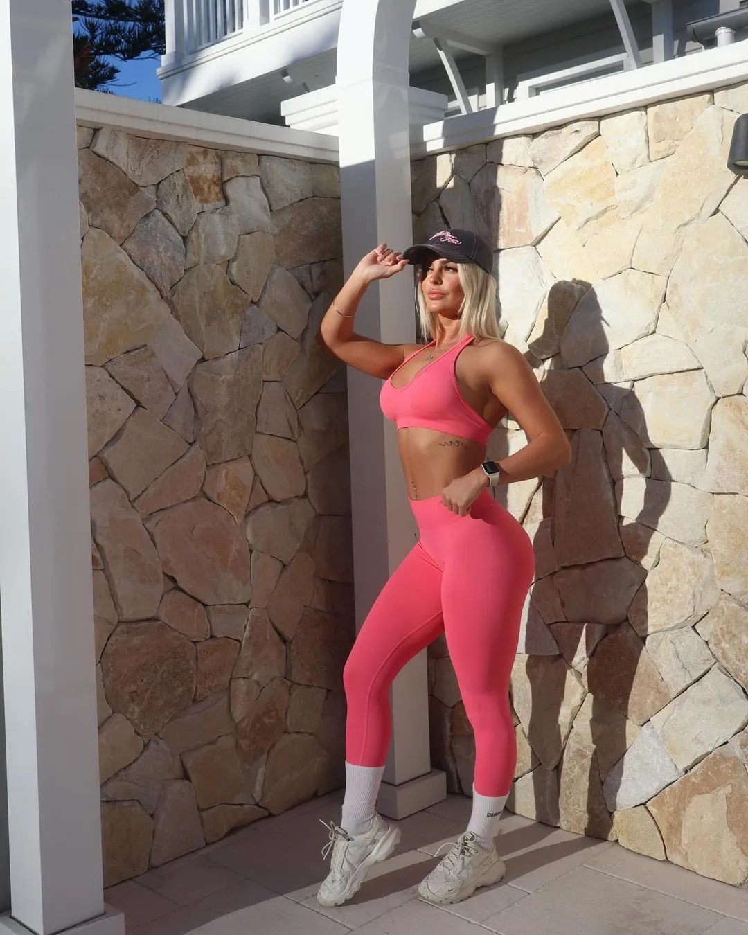 RECOIL LEGGINGS - DARK CORAL