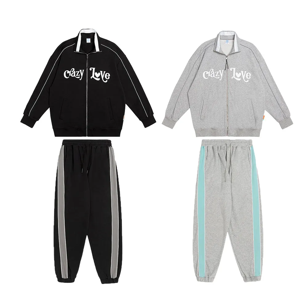 REFLECTIVE "CRAZY LOVE" PRINTED HALF-TURTLENECK ZIP-UP SWEATSHIRT SET