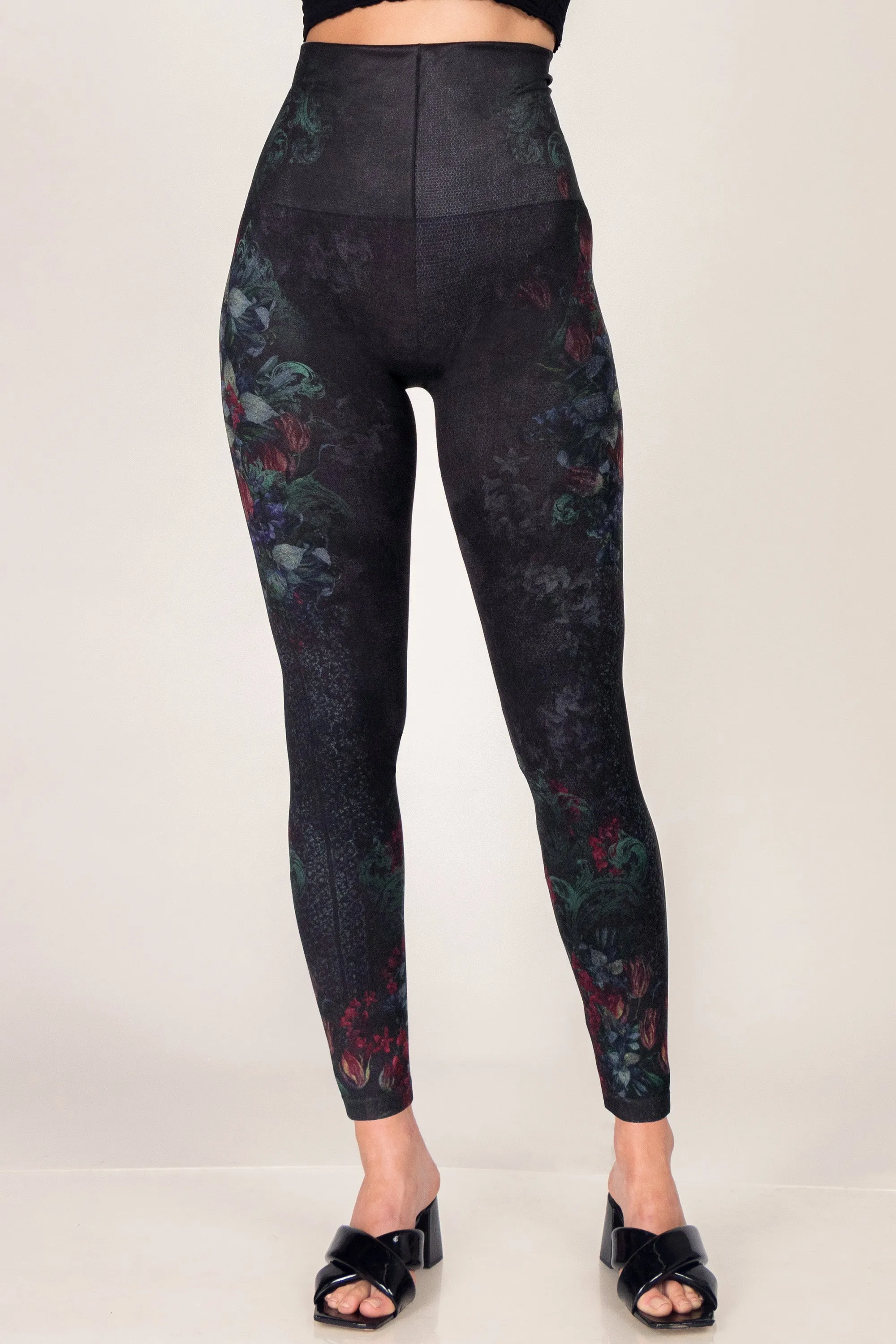 Scarlet Mystery Floral Printed Leggings