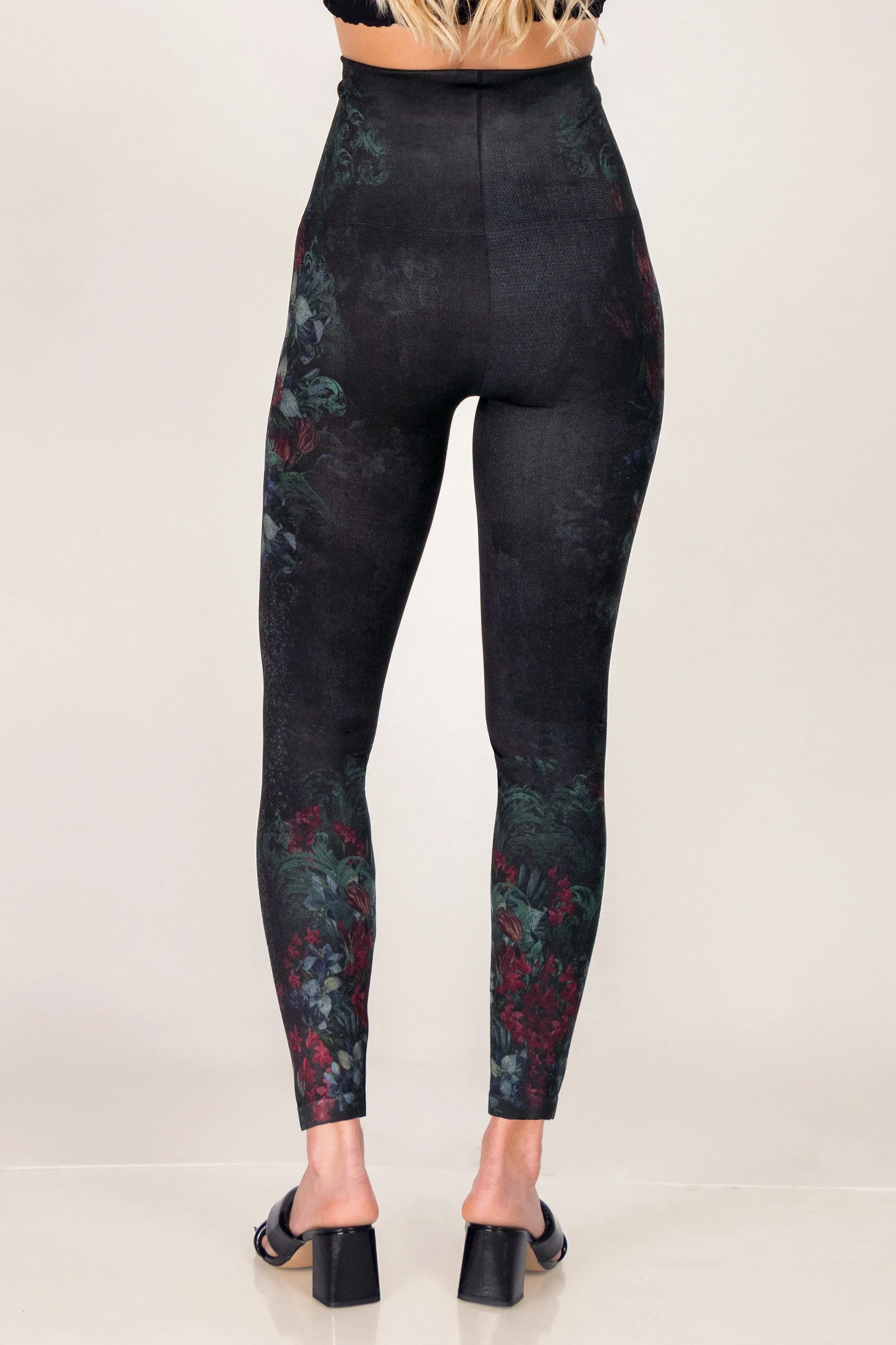 Scarlet Mystery Floral Printed Leggings