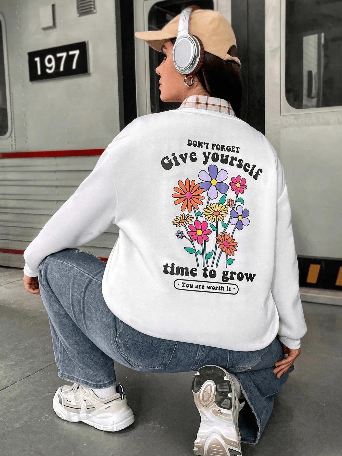 SXV  'TIME TO GROW’ Printed Cool Aesthetic Drop Shoulder Oversized Baggy Sweatshirt