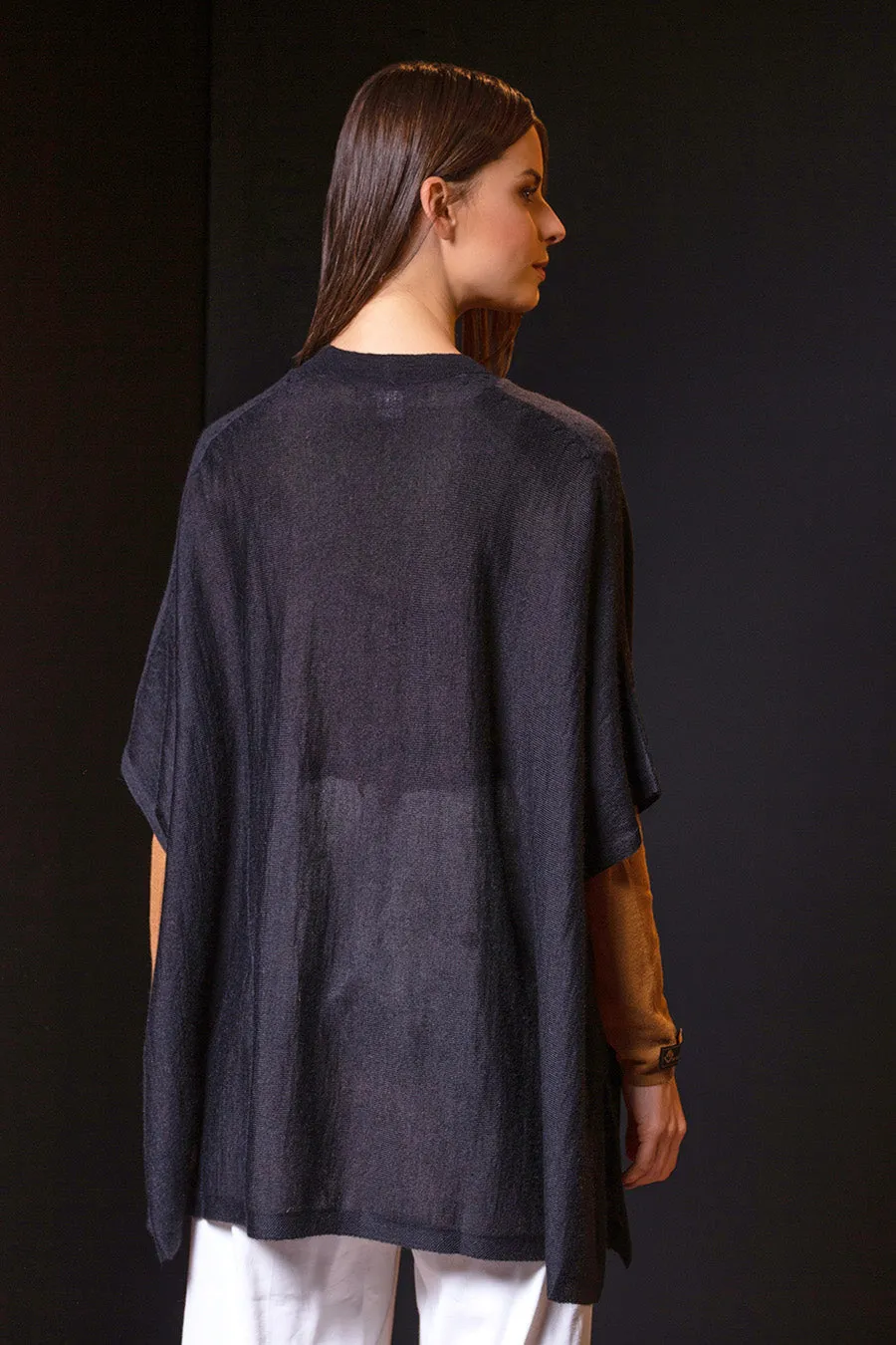 Tandem Cape Royal Alpaca Color Black