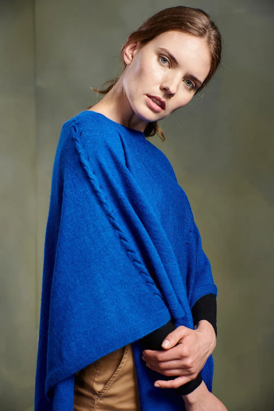 Tatiana Poncho Baby Alpaca Color Blu