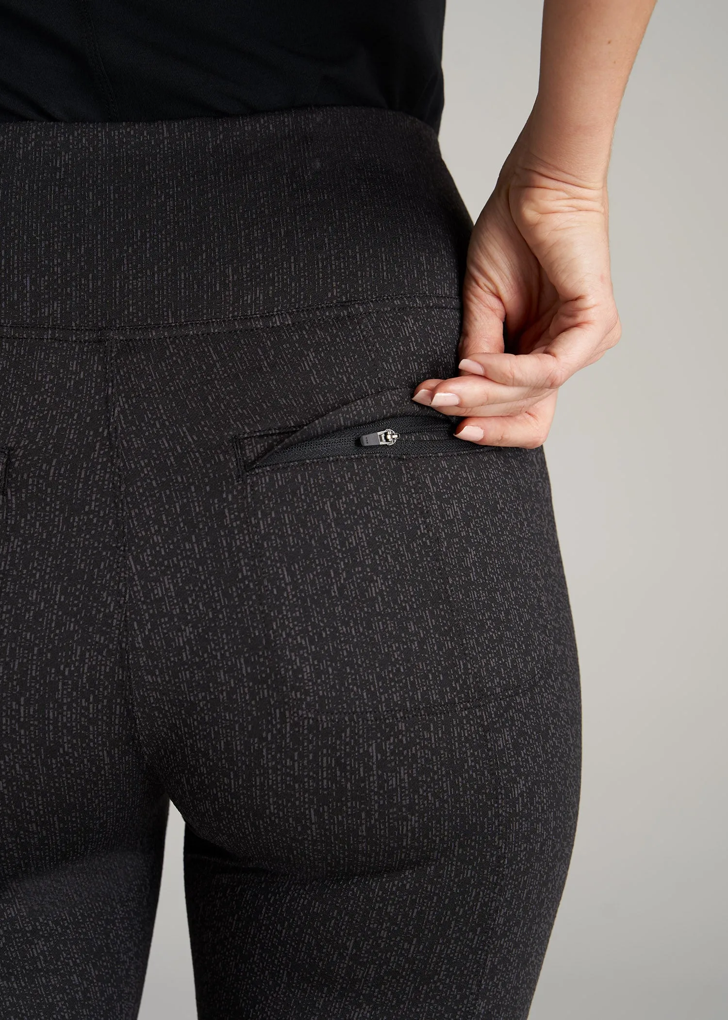 Textured Back Pocket Women's Tall Leggings in Black Charcoal Jacquard