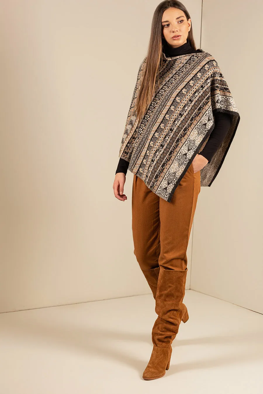 Ukali Poncho Baby Alpaca Color Natural