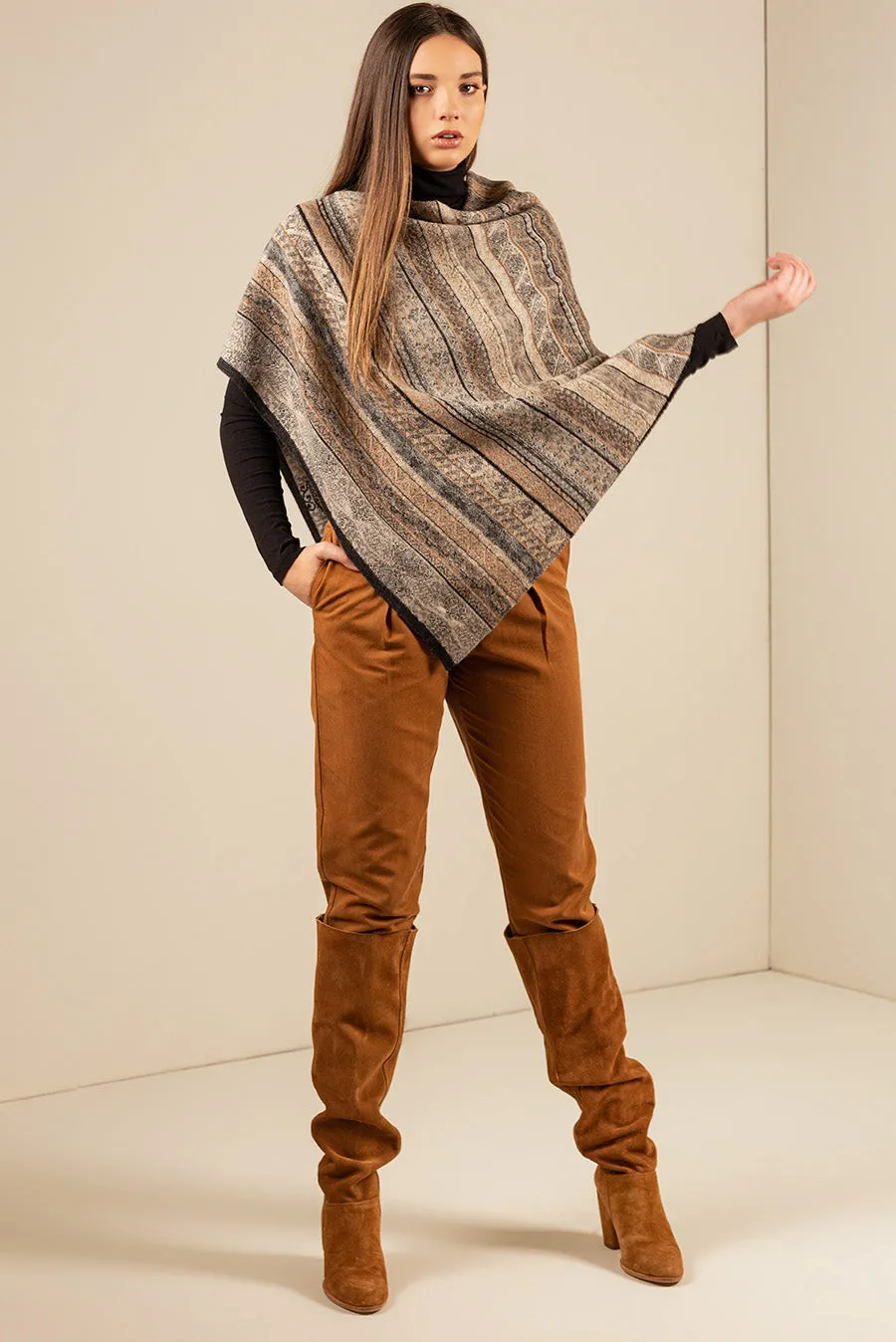 Ukali Poncho Baby Alpaca Color Natural