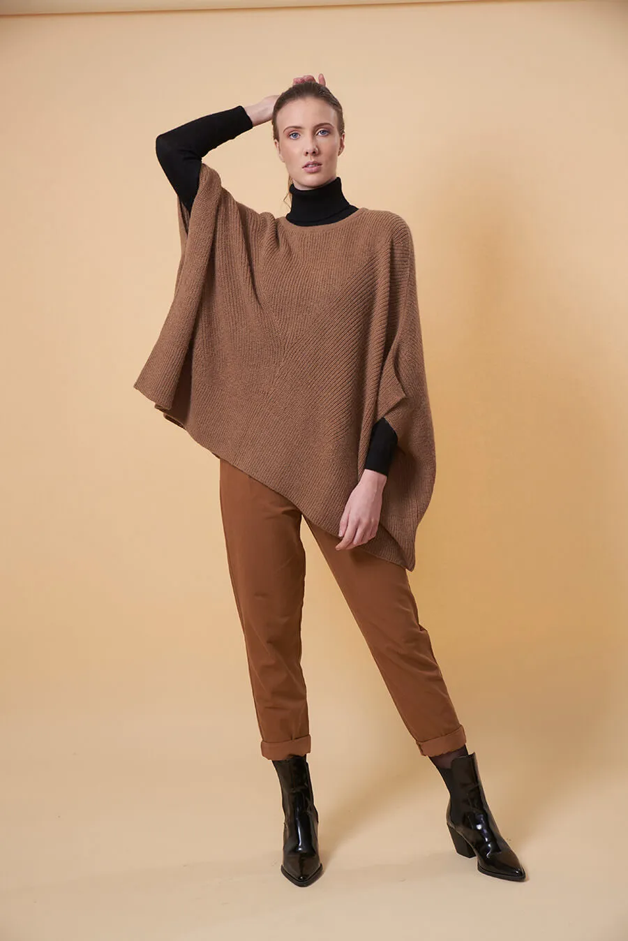 Under Poncho Baby Alpaca Color Camel