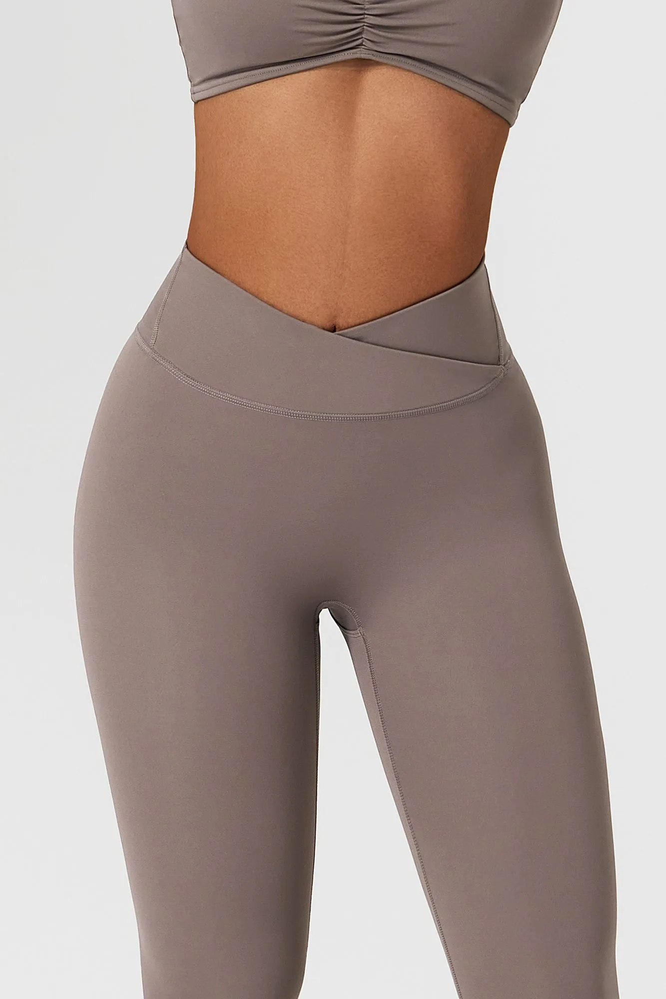 V-Waist Butt-Sculpting Legging