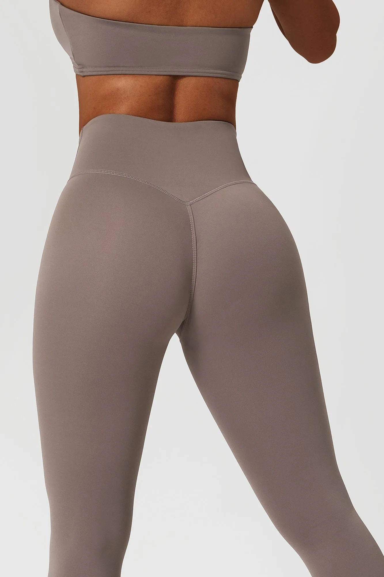 V-Waist Butt-Sculpting Legging