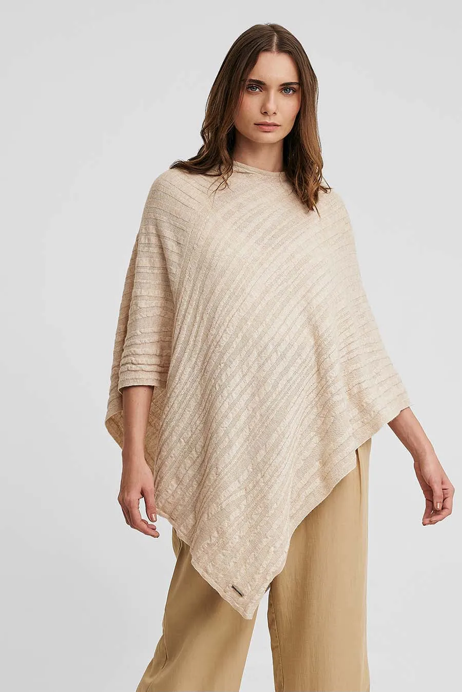 Wasabi Poncho Cotton & Baby Alpaca Color Beige