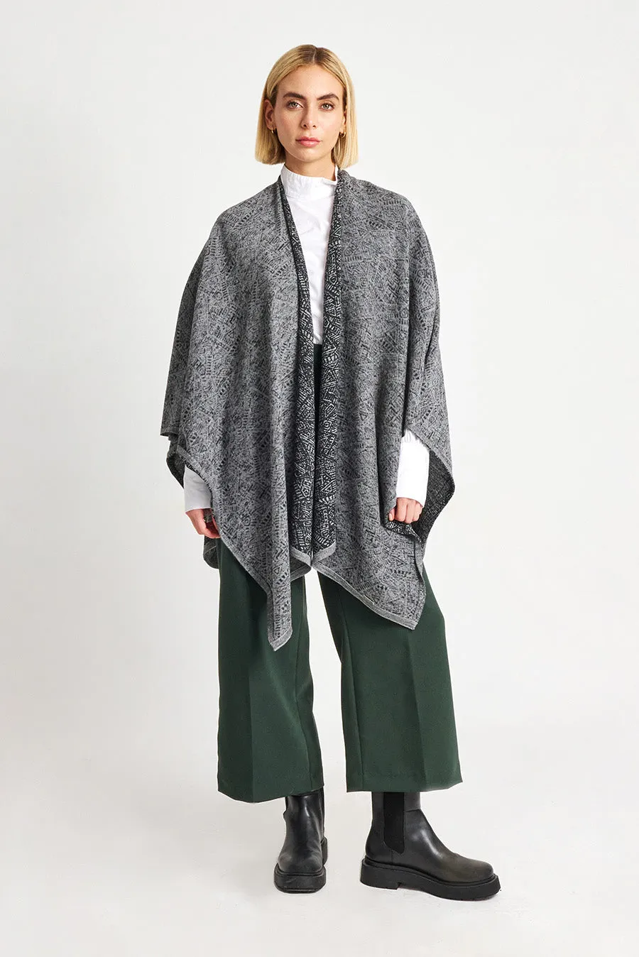 Web Poncho Baby Alpaca Color Nuage