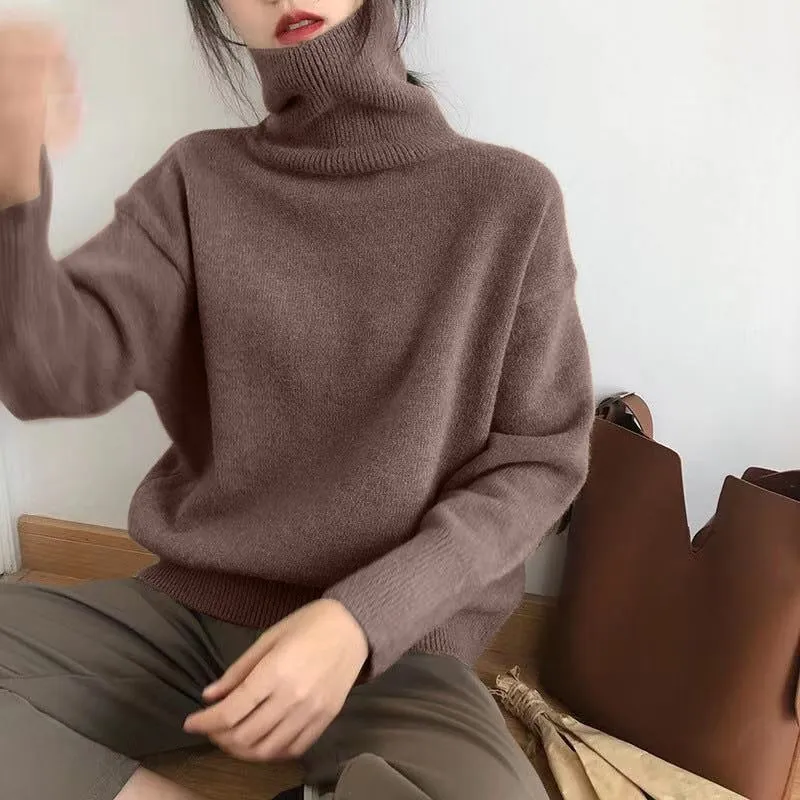 Women's Elegant Turtleneck Sweater | Ideal for Autumn/Winter