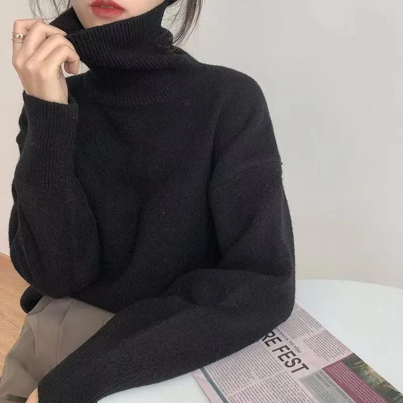 Women's Elegant Turtleneck Sweater | Ideal for Autumn/Winter