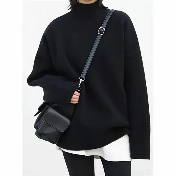 Women's Oversized Woolen Turtleneck Jumper | Ideal for Autumn/Winter